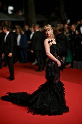 Cannes Bono Stories Of Surrender Screening JR Imogene Poots attending the screening of Bono Stories Of Surrender in Cannes, France on May 16, 2025, as part of the 78th Cannes Film Festival. Photo by Julien Reynaud APS-Medias ABACAPRESS.COM Cannes France  Copyright: xReynaudxJulien APS-Medias ABACAx