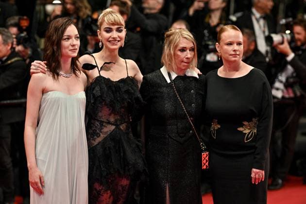 Cannes Bono Stories Of Surrender Screening JR Imogene Poots attending the screening of Bono Stories Of Surrender in Cannes, France on May 16, 2025, as part of the 78th Cannes Film Festival. Photo by Julien Reynaud APS-Medias ABACAPRESS.COM Cannes France  Copyright: xReynaudxJulien APS-Medias ABACAx