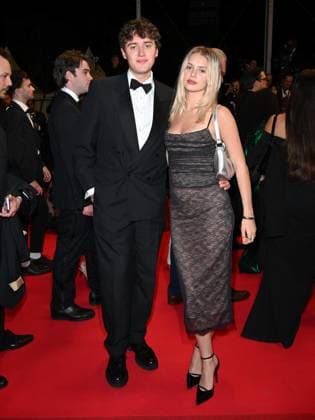 Cannes, 78th Cannes Film Festival 2025 - Evening 4 - Red Carpet of the Film Bono: Stories of Surrender Cannes, 78th Cannes Film Festival 2025 - Evening 4 - Red Carpet of the Film Bono: Stories of Surrender . In the Photo Elliot Hick and Clara Home Cannes France  Copyright: xIPA ABACAx