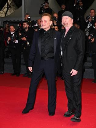 Cannes, 78th Cannes Film Festival 2025 - Evening 4 - Red Carpet of the Film Bono: Stories of Surrender Cannes, 78th Cannes Film Festival 2025 - Evening 4 - Red Carpet of the Film Bono: Stories of Surrender . In the Photo Bono Vox and The Edge Cannes France  Copyright: xIPA ABACAx