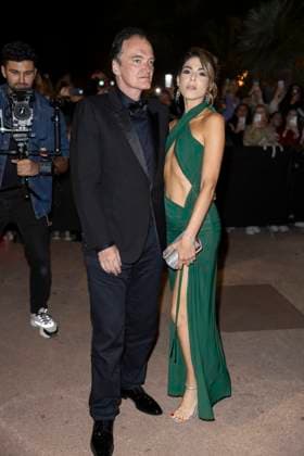Cannes Guest to Chopard Trophy at the 78th annual Cannes Film Festival MP Daniella Tarantino and Quentin Tarantino arrive to the Chopard Trophy at the 78th annual Cannes Film Festival at Carlton Beach on May 16, 2025 in Cannes, France. Photo by Marco Piovanotto ABACAPRESS.COM  Copyright: xPiovanottoxMarco ABACAx
