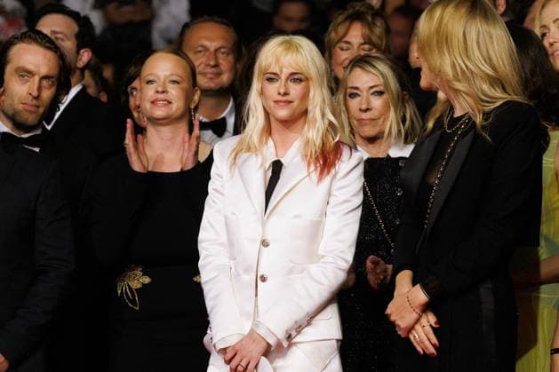 M Montée des marches du film Bono Stories of Surrender lors du 78ème Festival International du Film de Cannes Thora Birch, Kristen Stewart, Kim Gordon, guest Montée des marches du film Bono Stories of Surrender lors du 78ème Festival International du Film de Cannes, au Palais des Festivals à Cannes Le 16 mai 2025 Jacovides Moreau Bestimage Red carpet for the movie Bono Stories of Surrender during the 78th Cannes International Film Festival at the Palais des Festivals in Cannes, France On may 16th 2025 Cannes France  Copyright: xJACOVIDES-MOREAUx xBESTIMAGExJACOVIDES-MOREAUx xBESTIMAGEx