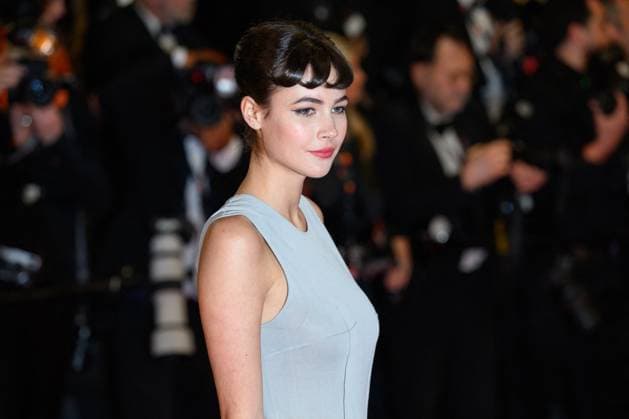 Cannes Bono Stories of Surrender Red Carpet NG Gracie Burns attending the ‘Bono Stories of Surrender’ Screening and Red Carpet at Palais Des Festivals in Cannes, France on May 16 2025 as part of the 78th Cannes Film Festival. Photo by Nicolas Genin ABACAPRESS.COM Cannes France  Copyright: xGeninxNicolas ABACAx