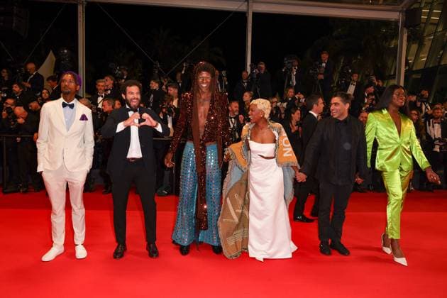 J Montée des marches du film Bono Stories of Surrender lors du 78ème Festival International du Film de Cannes Guest Montée des marches du film Bono Stories of Surrender lors du 78ème Festival International du Film de Cannes, au Palais des Festivals à Cannes Le 16 mai 2025 Jacovides Moreau Bestimage Red carpet for the movie Bono Stories of Surrender during the 78th Cannes International Film Festival at the Palais des Festivals in Cannes, France On may 16th 2025 Cannes France  Copyright: xJACOVIDES-MOREAUx xBESTIMAGExJACOVIDES-MOREAUx xBESTIMAGEx