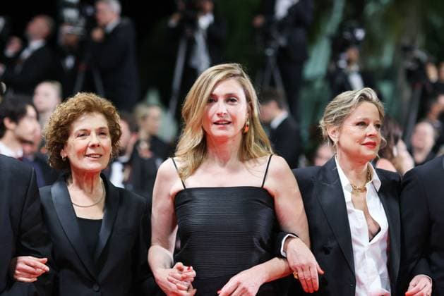 J Montée des marches du film Bono Stories of Surrender lors du 78ème Festival International du Film de Cannes Carmen Castillo, Julie Gayet, Juliette Favreul Montée des marches du film Bono Stories of Surrender lors du 78ème Festival International du Film de Cannes, au Palais des Festivals à Cannes Le 16 mai 2025 Jacovides Moreau Bestimage Red carpet for the movie Bono Stories of Surrender during the 78th Cannes International Film Festival at the Palais des Festivals in Cannes, France On may 16th 2025 Cannes France  Copyright: xJACOVIDES-MOREAUx xBESTIMAGExJACOVIDES-MOREAUx xBESTIMAGEx