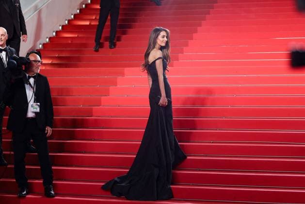 J Montée des marches du film Bono Stories of Surrender lors du 78ème Festival International du Film de Cannes Amal Clooney Montée des marches du film Bono Stories of Surrender lors du 78ème Festival International du Film de Cannes, au Palais des Festivals à Cannes On may 16th 2025 Jacovides Moreau Bestimage Red carpet for the movie Bono Stories of Surrender during the 78th Cannes International Film Festival at the Palais des Festivals in Cannes, France On may 16th 2025 Cannes France  Copyright: xJACOVIDES-MOREAUx xBESTIMAGExJACOVIDES-MOREAUx xBESTIMAGEx