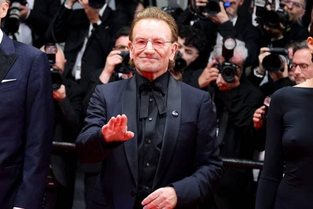 J Montée des marches du film Bono Stories of Surrender lors du 78ème Festival International du Film de Cannes Bono Montée des marches du film Bono Stories of Surrender lors du 78ème Festival International du Film de Cannes, au Palais des Festivals à Cannes On may 16th 2025 Jacovides Moreau Bestimage Red carpet for the movie Bono Stories of Surrender during the 78th Cannes International Film Festival at the Palais des Festivals in Cannes, France On may 16th 2025 Cannes France  Copyright: xJACOVIDES-MOREAUx xBESTIMAGExJACOVIDES-MOREAUx xBESTIMAGEx