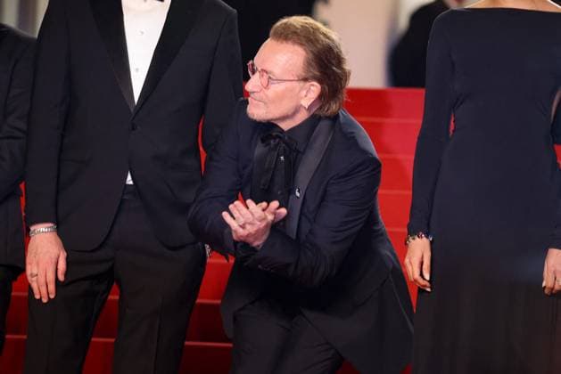 J Montée des marches du film Bono Stories of Surrender lors du 78ème Festival International du Film de Cannes Bono Montée des marches du film Bono Stories of Surrender lors du 78ème Festival International du Film de Cannes, au Palais des Festivals à Cannes On may 16th 2025 Jacovides Moreau Bestimage Red carpet for the movie Bono Stories of Surrender during the 78th Cannes International Film Festival at the Palais des Festivals in Cannes, France On may 16th 2025 Cannes France  Copyright: xJACOVIDES-MOREAUx xBESTIMAGExJACOVIDES-MOREAUx xBESTIMAGEx