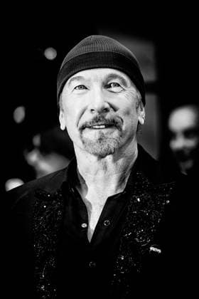 Red Carpet for Bono: Stories of Surrender , Palais des Festivals, Cannes, France The Edge (aka David Howell Evans) on the Red Carpet for Bono: Stories of Surrender during the 78th Festival de Cannes (Cannes International Film Festival) at Palais des Festivals, Cannes, , France on 16 May 2025. Editors Note: Image converted to monochrome Picture, Credit:Julie Edwards Avalon France, French Riviera, Cannes, Palais des Festivals Copyright: xJuliexEdwardsx xAvalonx 1000024668