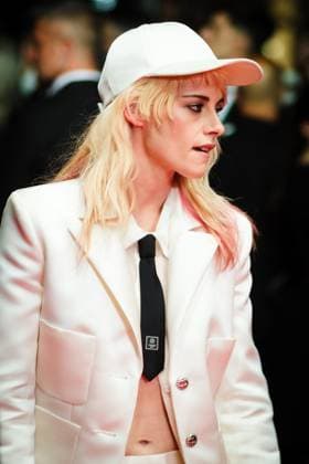 Red Carpet for Bono: Stories of Surrender , Palais des Festivals, Cannes, France Kristen Stewart on the Red Carpet for Bono: Stories of Surrender during the 78th Festival de Cannes (Cannes International Film Festival) at Palais des Festivals, Cannes, , France on 16 May 2025. Picture, Credit:Julie Edwards Avalon France, French Riviera, Cannes, Palais des Festivals Copyright: xJuliexEdwardsx xAvalonx 1000024763