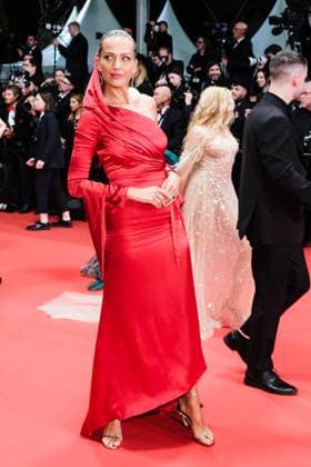 Red Carpet for Bono: Stories of Surrender , Palais des Festivals, Cannes, France Petra Nemcova on the Red Carpet for Bono: Stories of Surrender during the 78th Festival de Cannes (Cannes International Film Festival) at Palais des Festivals, Cannes, , France on 16 May 2025. Picture, Credit:Julie Edwards Avalon France, French Riviera, Cannes, Palais des Festivals Copyright: xJuliexEdwardsx xAvalonx 1000024886