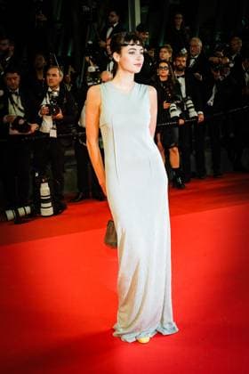 Red Carpet for Bono: Stories of Surrender , Palais des Festivals, Cannes, France Gracie Burns on the Red Carpet for Bono: Stories of Surrender during the 78th Festival de Cannes (Cannes International Film Festival) at Palais des Festivals, Cannes, , France on 16 May 2025. Picture, Credit:Julie Edwards Avalon France, French Riviera, Cannes, Palais des Festivals Copyright: xJuliexEdwardsx xAvalonx 1000025038