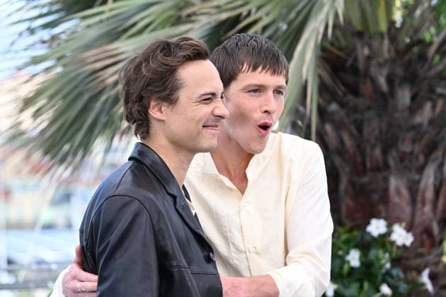 CINEMA : 78eme Festival de Cannes - Photocalls - 17 05 2025 CANNES, FRANCE - 17 MAI (G-D) : Frank DILLANE, Acteur, Harris DICKINSON, RÃ alisateur (Royaume-Uni), lors du photocall de Â« Urchin Â» Un Certain Regard au 78eme Festival de Cannes au Palais des Festivals le 17 mai 2025 Ã Cannes, France. CannesFrance  Copyright: xValentinaxClaretx