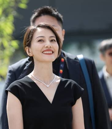 May 17, 2025, Cannes, Cote D azur, France: GAO YUAN YUAN poses during the photocall for Sons of the Neon Night at the 78th Annual Cannes Film Festival at Palais des Festivals in Cannes, France Cannes France - ZUMAc179 20250517_zep_c179_064 Copyright: xMickaelxChavetx