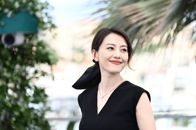 CINEMA : 78eme Festival de Cannes - Photocalls - 17 05 2025 CANNES, FRANCE - 17 MAI (G-D) : Gao YUAN YUAN, Actrice, lors du photocall de Â«Sons of the neon night Â» Seance de minuit au 78eme Festival de Cannes au Palais des Festivals le 17 mai 2025 Ã Cannes, France. CannesFrance  Copyright: xValentinaxClaretx