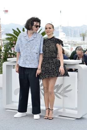 Hugo Bienvenu and Natalie Portman at the ARCO Photocall in Cannes on 16 05 2025