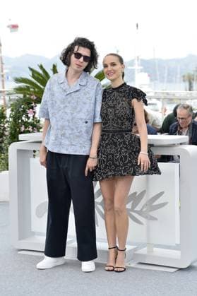 Hugo Bienvenu and Natalie Portman at the ARCO Photocall in Cannes on 16 05 2025
