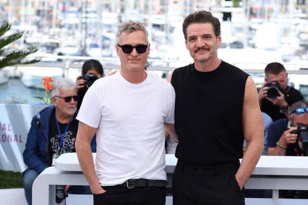Cannes - Eddington Photocall Joaquin Phoenix and Pedro Pascal posing at the photocall for Eddington (Competition) in Cannes, France on May 17, 2025, as part of the Cannes Film Festival. Photo by Jerome Domine ABACAPRESS.COM Cannes France  Copyright: xDominexJerome ABACAx