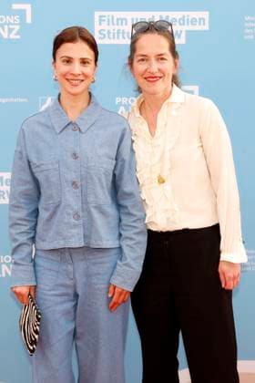 Aylin Tezel and Hella Wenders at the reception hosted by the state government of North Rhine-Westphalia, the Film und Medienstiftung NRW and the Production Alliance on the occasion of the 78th Cannes International Film Festival at the Vilebrequin La Plage Ondine Restaurant Beach Club Cannes, 16 05 2025 Foto:xK.xKriegerx xFuturexImagex nrw_5502