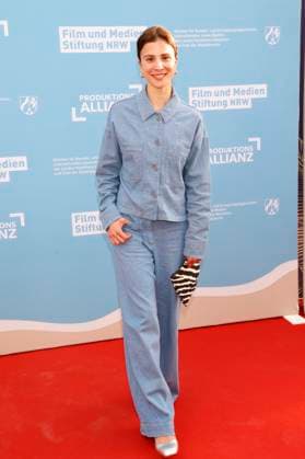 Aylin Tezel at the reception hosted by the state government of North Rhine-Westphalia, the Film und Medienstiftung NRW and the Production Alliance on the occasion of the 78th Cannes International Film Festival at the Vilebrequin La Plage Ondine Restaurant Beach Club Cannes, 16 05 2025 Foto:xK.xKriegerx xFuturexImagex nrw_5505