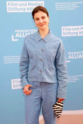 Aylin Tezel at the reception hosted by the state government of North Rhine-Westphalia, the Film und Medienstiftung NRW and the Production Alliance on the occasion of the 78th Cannes International Film Festival at the Vilebrequin La Plage Ondine Restaurant Beach Club Cannes, 16 05 2025 Foto:xK.xKriegerx xFuturexImagex nrw_5506