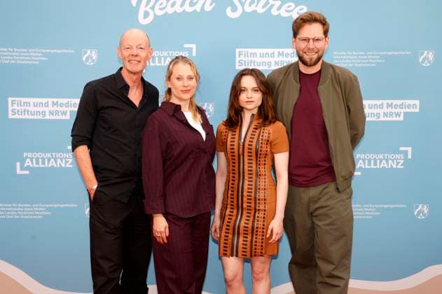 Lucas Schmidt, Maren Schmitt, Lena Urzendowsky and Lasse Scharpen at the reception hosted by the state government of North Rhine-Westphalia, the Film und Medienstiftung NRW and the Production Alliance on the occasion of the 78th Cannes International Film Festival at the Vilebrequin La Plage Ondine Restaurant Beach Club Cannes, 16 05 2025 Foto:xK.xKriegerx xFuturexImagex nrw_5512