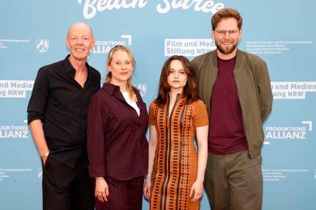Lucas Schmidt, Maren Schmitt, Lena Urzendowsky and Lasse Scharpen at the reception hosted by the state government of North Rhine-Westphalia, the Film und Medienstiftung NRW and the Production Alliance on the occasion of the 78th Cannes International Film Festival at the Vilebrequin La Plage Ondine Restaurant Beach Club Cannes, 16 05 2025 Foto:xK.xKriegerx xFuturexImagex nrw_5513