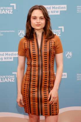 Lena Urzendowsky at the reception hosted by the state government of North Rhine-Westphalia, the Film und Medienstiftung NRW and the Production Alliance on the occasion of the 78th Cannes International Film Festival at the Vilebrequin La Plage Ondine Restaurant Beach Club Cannes, 16 05 2025 Foto:xK.xKriegerx xFuturexImagex nrw_5517