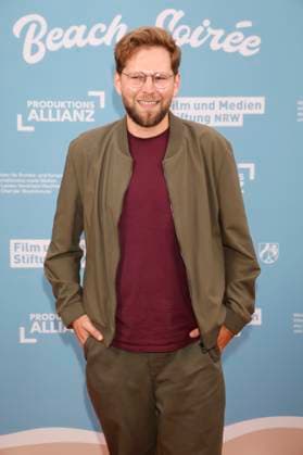 Lasse Scharpen at the reception hosted by the state government of North Rhine-Westphalia, the Film und Medienstiftung NRW and the Production Alliance on the occasion of the 78th Cannes International Film Festival at the Vilebrequin La Plage Ondine Restaurant Beach Club Cannes, 16 05 2025 Foto:xK.xKriegerx xFuturexImagex nrw_5530