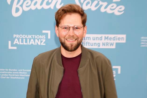 Lasse Scharpen at the reception hosted by the state government of North Rhine-Westphalia, the Film und Medienstiftung NRW and the Production Alliance on the occasion of the 78th Cannes International Film Festival at the Vilebrequin La Plage Ondine Restaurant Beach Club Cannes, 16 05 2025 Foto:xK.xKriegerx xFuturexImagex nrw_5532