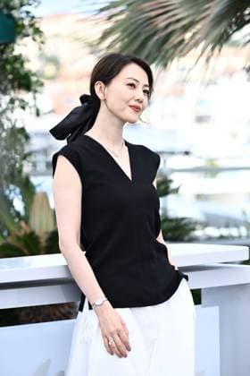 CINEMA : 78eme Festival de Cannes - Photocalls - 17 05 2025 CANNES, FRANCE - 17 MAI (G-D) : Gao YUAN YUAN, Actrice, lors du photocall de Â«Sons of the neon night Â» Seance de minuit au 78eme Festival de Cannes au Palais des Festivals le 17 mai 2025 Ã Cannes, France. CannesFrance  Copyright: xValentinaxClaretx