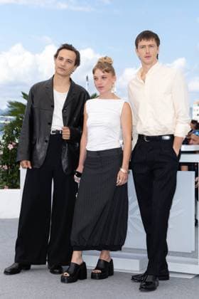 Urchin Photocall - The 78th Annual Cannes Film Festival Franck Dillane, Megan Northam and Harris Dickinson pose during the Urchin photocall at the 78th annual Cannes Film Festival at Palais des Festivals on May 17, 2025 in Cannes, France., Credit:Olivier Huitel Avalon France, Cannes  Copyright: xOlivierxHuitelx xAvalonx 1000201102