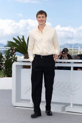 Urchin Photocall - The 78th Annual Cannes Film Festival Harris Dickinson pose during the Urchin photocall at the 78th annual Cannes Film Festival at Palais des Festivals on May 17, 2025 in Cannes, France., Credit:Olivier Huitel Avalon France, Cannes  Copyright: xOlivierxHuitelx xAvalonx 1000201180