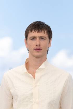 Urchin Photocall - The 78th Annual Cannes Film Festival Harris Dickinson pose during the Urchin photocall at the 78th annual Cannes Film Festival at Palais des Festivals on May 17, 2025 in Cannes, France., Credit:Olivier Huitel Avalon France, Cannes  Copyright: xOlivierxHuitelx xAvalonx 1000201207