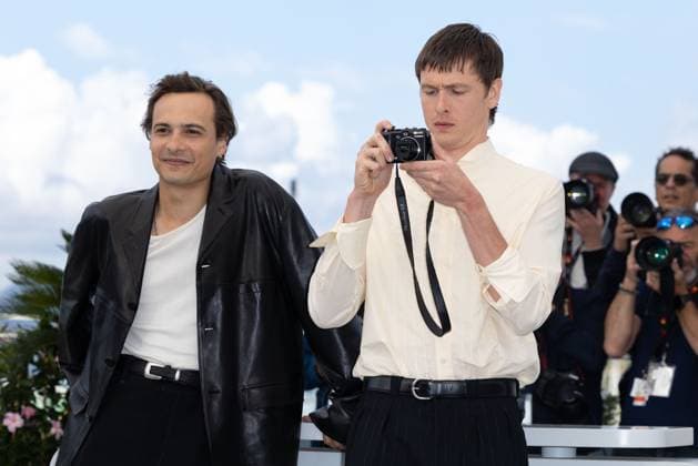 Urchin Photocall - The 78th Annual Cannes Film Festival Franck Dillane and Harris Dickinson pose during the Urchin photocall at the 78th annual Cannes Film Festival at Palais des Festivals on May 17, 2025 in Cannes, France., Credit:Olivier Huitel Avalon France, Cannes  Copyright: xOlivierxHuitelx xAvalonx 1000201301