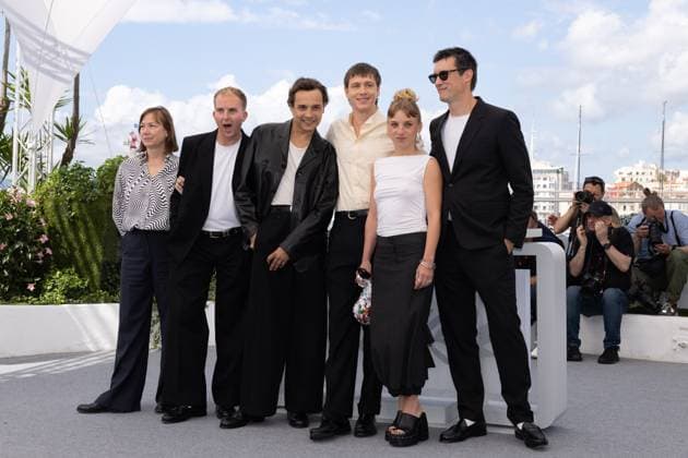 Urchin Photocall - The 78th Annual Cannes Film Festival Archie Pearch, Frank Dillane, Harris Dickinson, Megan Northam and Scott O Donnell pose during the Urchin photocall at the 78th annual Cannes Film Festival at Palais des Festivals on May 17, 2025 in Cannes, France., Credit:Olivier Huitel Avalon France, Cannes  Copyright: xOlivierxHuitelx xAvalonx 1000201867