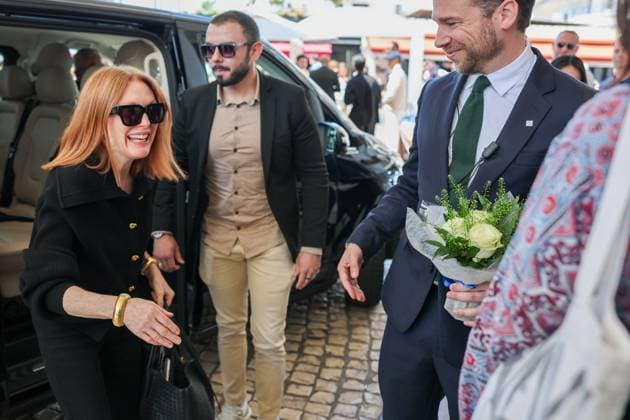 Julianne Moore is seen at the Martinez hotel during the 78th annual Cannes Film Festival on May 17, 2025 in Cannes, France Julianne Moore is seen at the Martinez hotel during the 78th annual Cannes Film Festival on May 17, 2025 in Cannes, France, Credit:Olivier Sanchez Avalon France, Cannes  Copyright: xOlivierxSanchezx xAvalonx 1000203389