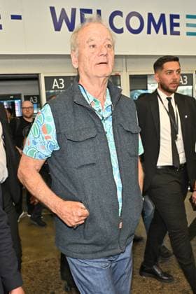 Cannes Bill Murray At Nice Airport JR Bill Murray arriving at Nice airport ahead 78th Cannes Film Festival in Nice, France on May, 17, 2025. Photo by Julien Reynaud APS-Medias ABACAPRESS.COM Nice France  Copyright: xReynaudxJulien APS-Medias ABACAx