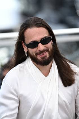 CINEMA : 78eme Festival de Cannes - Photocalls - 17 05 2025 CANNES, FRANCE - 17 MAI (G-D) : SCH, Interprete, lors du photocall de Â«Marcel et monsieur Pagnol Â» en Seance Speciale au 78eme Festival de Cannes au Palais des Festivals le 17 mai 2025 Ã Cannes, France. CannesFrance  Copyright: xValentinaxClaretx