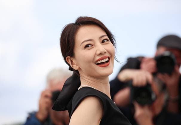 Sons Of The Neon Night Photocall - The 78th Annual Cannes Film Festival Gao Yuanyuan - Sons Of The Neon Night Photocall - The 78th Annual Cannes Film Festival in Cannes, France on May 17, 2025.  Copyright: x Chassery+Courdjix