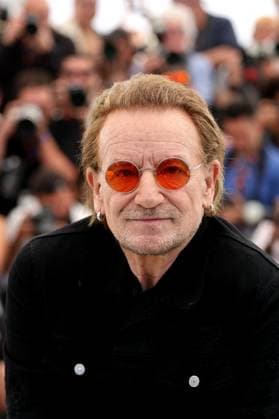Bono Stories Of Surrender photocall at the 78th Cannes International Film Festival Bono au photocall de Bono Stories Of Surrender lors du 78ème Festival International du Film de Cannes, au Palais des Festivals in Cannes, France, on May 17, 2025 Jacovides Moreau Bestimage Singer Bono during the Bono Stories Of Surrender photocall at the 78th annual Cannes Film Festival at Palais des Festivals in Cannes, France, on May 17, 2025 Cannes France  Copyright: xJACOVIDES-MOREAUx xBESTIMAGExJACOVIDES-MOREAUx xBESTIMAGEx