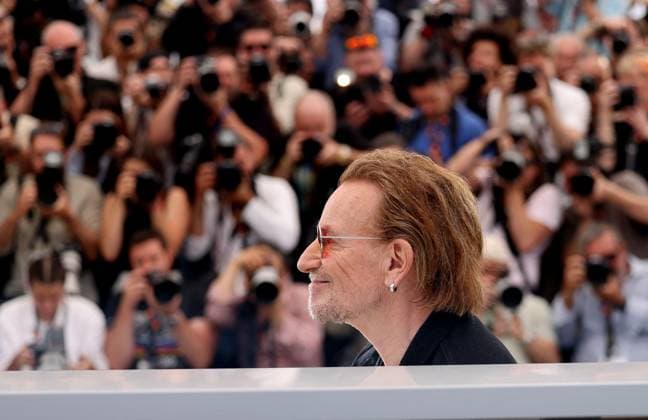 Bono Stories Of Surrender photocall at the 78th Cannes International Film Festival Bono au photocall de Bono Stories Of Surrender lors du 78ème Festival International du Film de Cannes, au Palais des Festivals in Cannes, France, on May 17, 2025 Jacovides Moreau Bestimage Singer Bono during the Bono Stories Of Surrender photocall at the 78th annual Cannes Film Festival at Palais des Festivals in Cannes, France, on May 17, 2025 Cannes France  Copyright: xJACOVIDES-MOREAUx xBESTIMAGExJACOVIDES-MOREAUx xBESTIMAGEx
