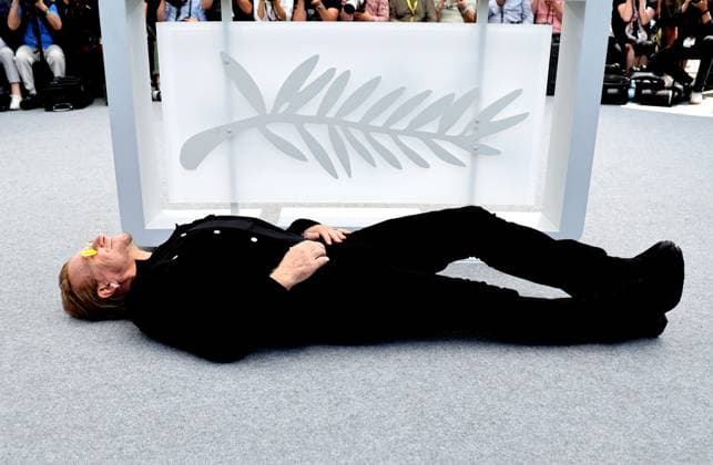 Bono Stories Of Surrender photocall at the 78th Cannes International Film Festival Bono au photocall de Bono Stories Of Surrender lors du 78ème Festival International du Film de Cannes, au Palais des Festivals in Cannes, France, on May 17, 2025 Jacovides Moreau Bestimage Singer Bono during the Bono Stories Of Surrender photocall at the 78th annual Cannes Film Festival at Palais des Festivals in Cannes, France, on May 17, 2025 Cannes France  Copyright: xJACOVIDES-MOREAUx xBESTIMAGExJACOVIDES-MOREAUx xBESTIMAGEx
