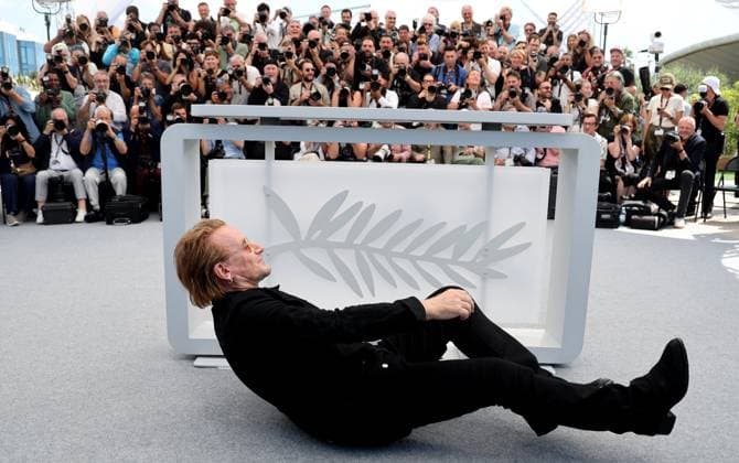 Bono Stories Of Surrender photocall at the 78th Cannes International Film Festival Bono au photocall de Bono Stories Of Surrender lors du 78ème Festival International du Film de Cannes, au Palais des Festivals in Cannes, France, on May 17, 2025 Jacovides Moreau Bestimage Singer Bono during the Bono Stories Of Surrender photocall at the 78th annual Cannes Film Festival at Palais des Festivals in Cannes, France, on May 17, 2025 Cannes France  Copyright: xJACOVIDES-MOREAUx xBESTIMAGExJACOVIDES-MOREAUx xBESTIMAGEx