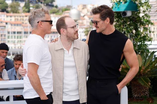 Pedro Pascal, Ari Aster and Joaquin Phoenix at the photocall for the feature film Eddington at the Festival de Cannes 2025 78 Cannes International Film Festival at the Palais des Festivals Cannes, 17 05 2025 Foto:xD.xBedrosianx xFuturexImagex eddington_call_5509