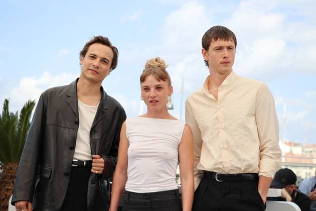 Urchin Photocall at the 78th Annual Cannes Film Festival Franck Dillane, Megan Northam and Harris Dickinson - Urchin Photocall at the 78th Annual Cannes Film Festival in Cannes, France in May 17, 2025.  Copyright: x Chassery+Courdjix