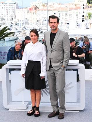 Cannes, 78th Cannes Film Festival 2025 - day 5 - Photocall of the film Bono: Stories of Surrender Cannes, 78th Cannes Film Festival 2025 - day 5 - Photocall of the film The Great Arch . In the picture Sidse Babett Knudsen and Claes Bang Cannes France  Copyright: xIPA ABACAx