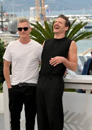 Eddington Photocall at 78th Festival de Cannes - Cannes, France CANNES, FRANCE. May 17, 2025: Joaquin Phoenix & Pedro Pascal at the photocall for Eddington at the 78th Festival de Cannes. Picture: Paul Smith Featureflash Cannes France  Copyright: xPaulxSmithx xFeatureflashx
