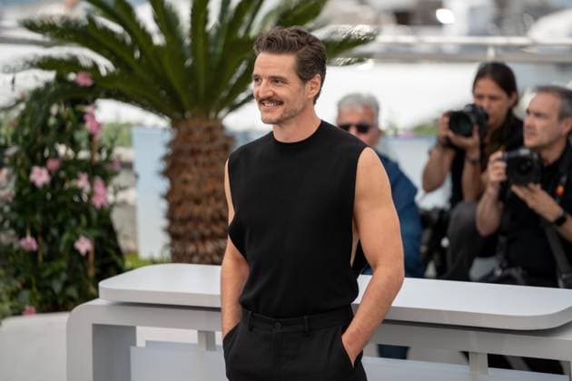 Eddington Press Conference - The 78th Annual Cannes Film Festival Pedro Pascal poses during the Eddington photocall at the 78th annual Cannes Film Festival at Palais des Festivals in Cannes, France, on May 17, 2025. Cannes France  Copyright: xLucaxCarlinox originalFilename: carlino-notitle250517_npfvq.jpg