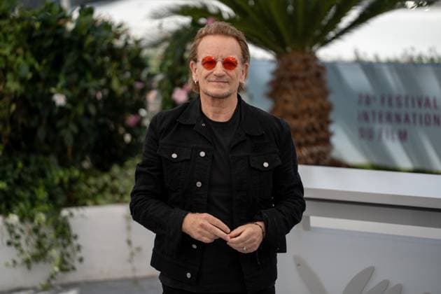 Bono: Stories Of Surrender Photocall - The 78th Annual Cannes Film Festival Singer Bono poses during the Bono: Stories Of Surrender photocall at the 78th annual Cannes Film Festival at Palais des Festivals in Cannes, France, on May 17, 2025. Cannes France  Copyright: xLucaxCarlinox originalFilename: carlino-notitle250517_npobB.jpg